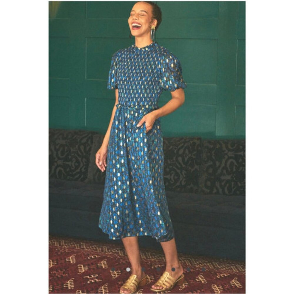 THE ODELL's Abigail Blue Pattern Smocked Midi Dress, size Large